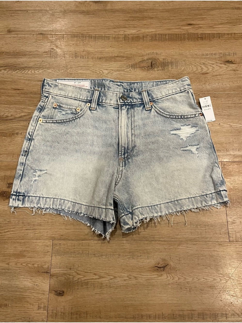 GAP 4" High Rise Stride Short - Picture 3 of 7